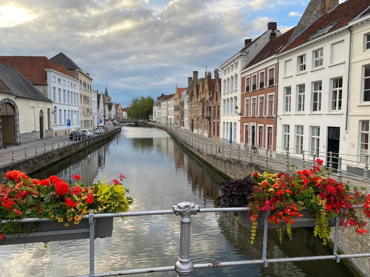 B&B Anna9 Brugge Ngoại thất bức ảnh