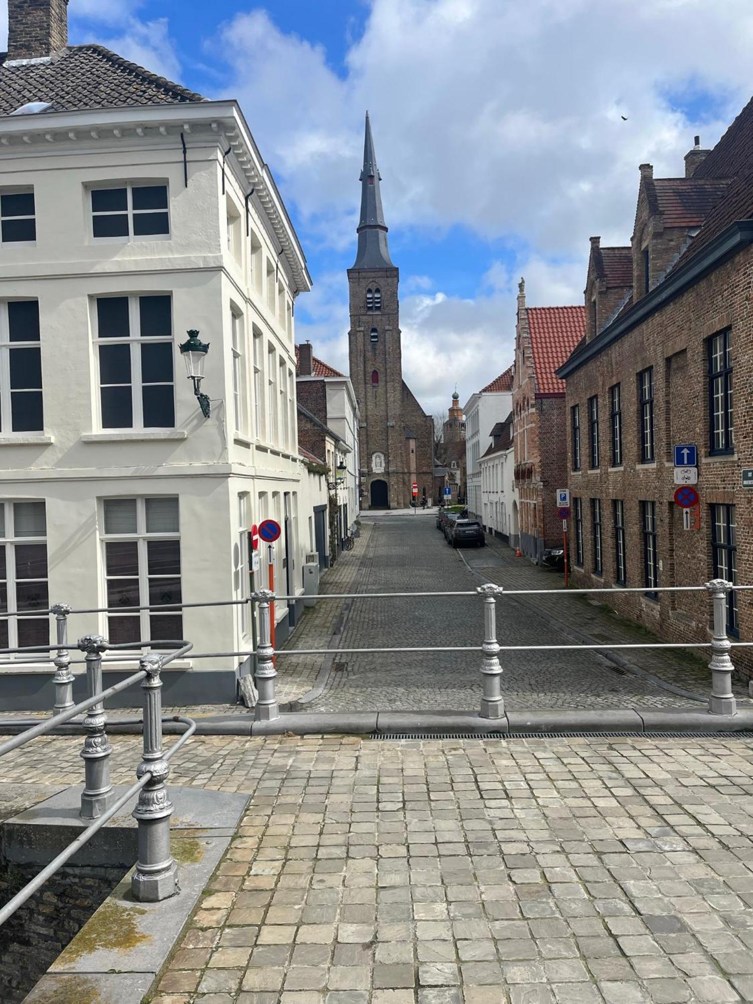 B&B Anna9 Brugge Ngoại thất bức ảnh