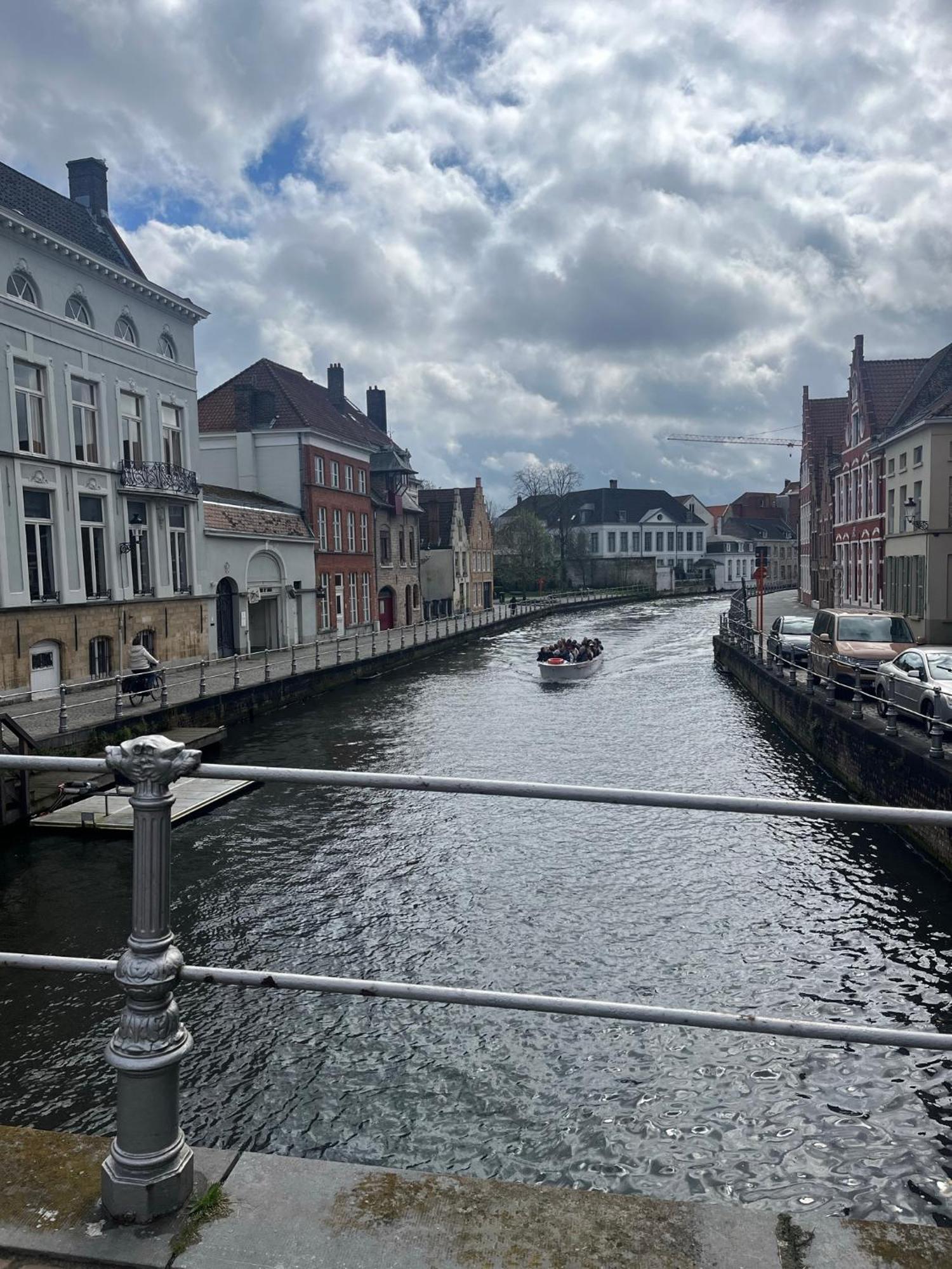 B&B Anna9 Brugge Ngoại thất bức ảnh